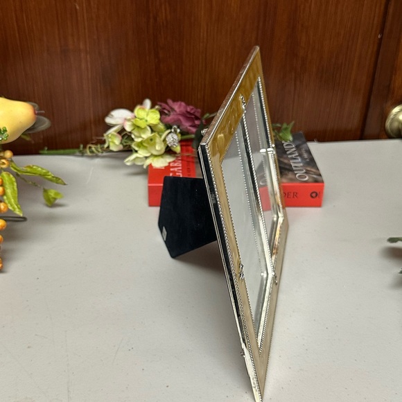 Vintage silver plated Yellow Enamel with Rhinestone double photo frame - Picture 13 of 14